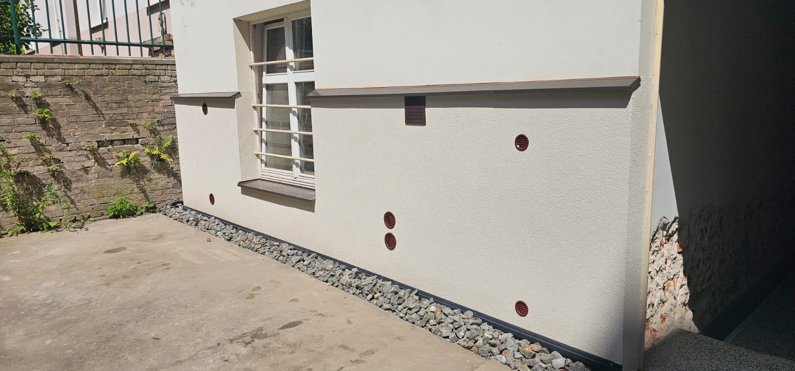 Fasádní práce bytového domu